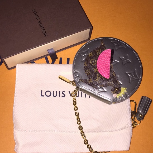 Louis Vuitton Handbags - Porte Monnaie Chicken Vernis Purse